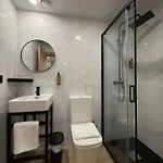 Cc ゲストハウス 3*